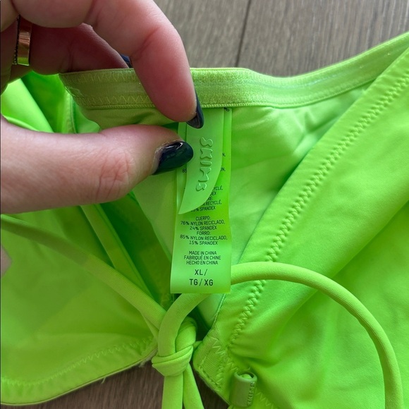 Skims Swim Long Sleeve Bikini Top - Neon Green Size XL NWOT - Picture 5 of 8